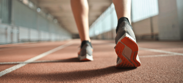 running shoes 
